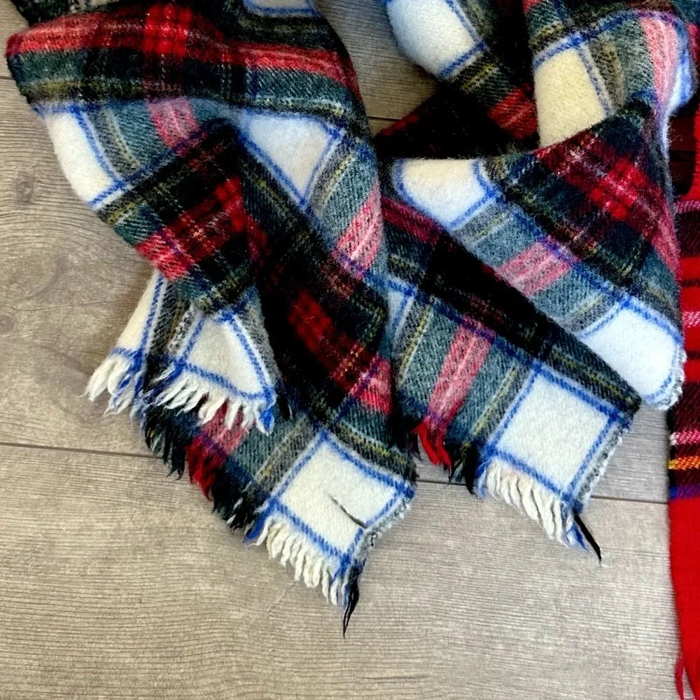 Beautiful vintage wool plaid winter scarves Glenn Appin of Scottland & Unknown